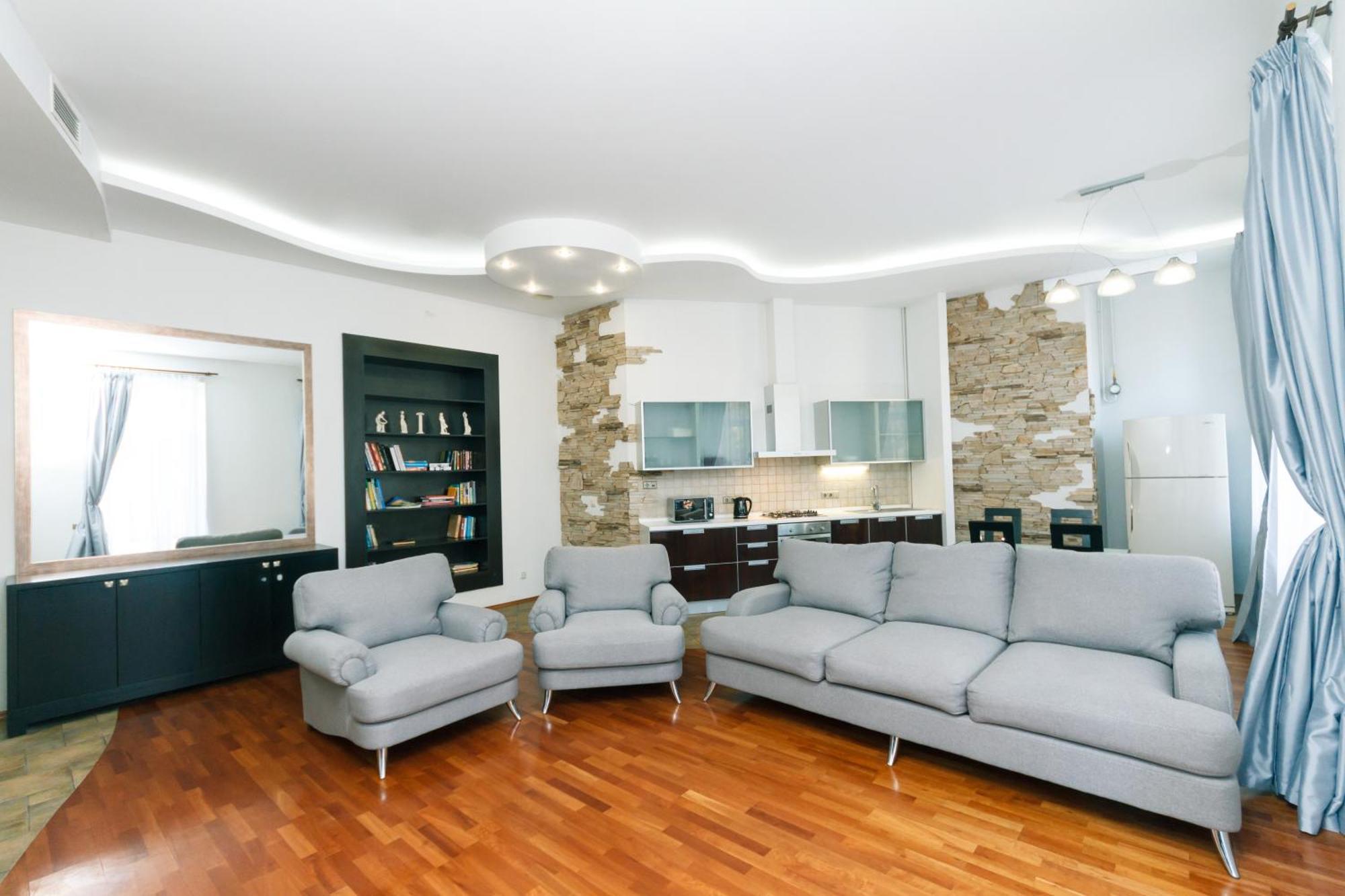 Lux Near Maidan, Khreschutyk 3Br Apartman Kijev Kültér fotó